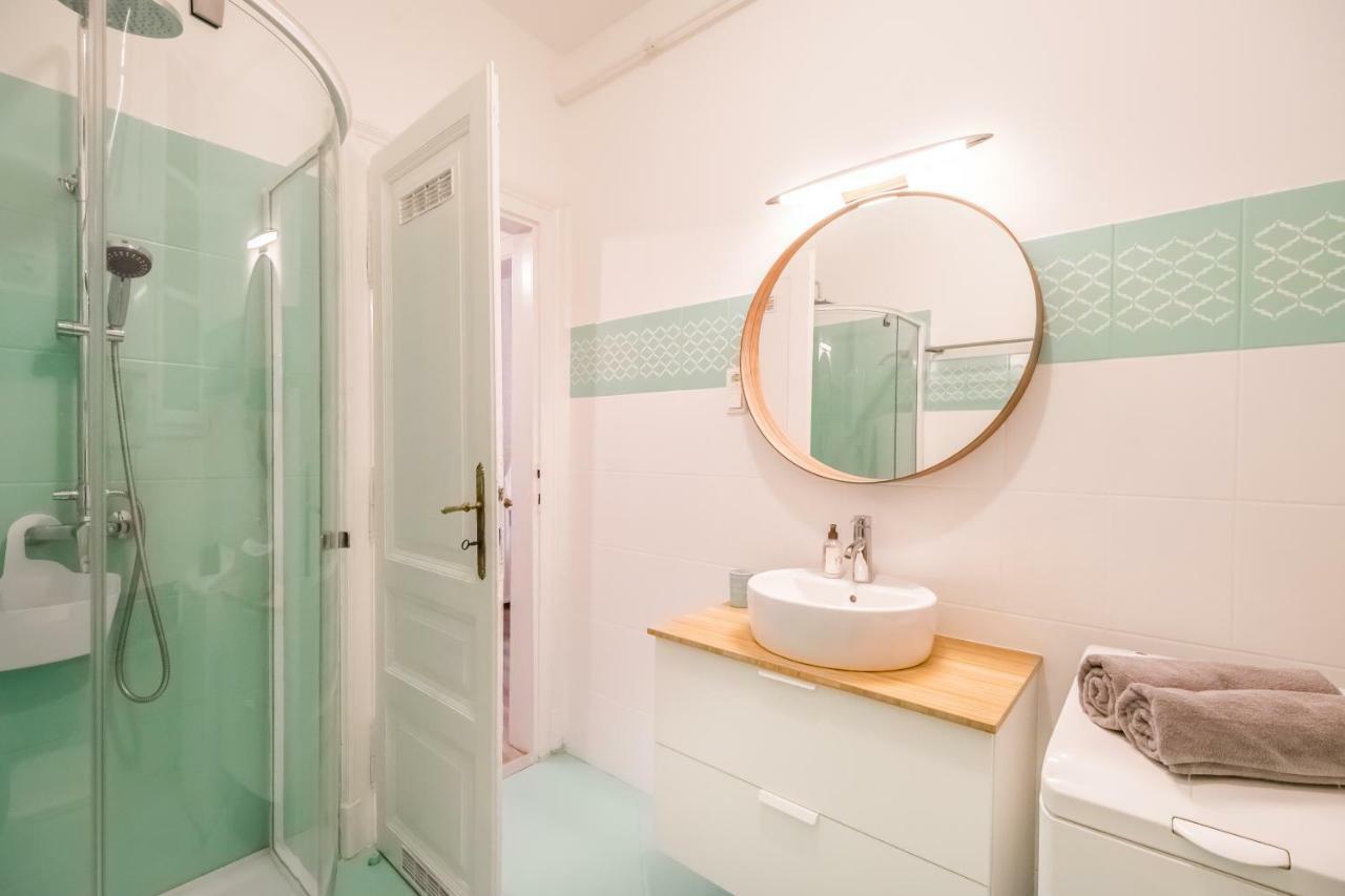 St Stephen Boulevard Apartment Next To Danube Budapest Luaran gambar